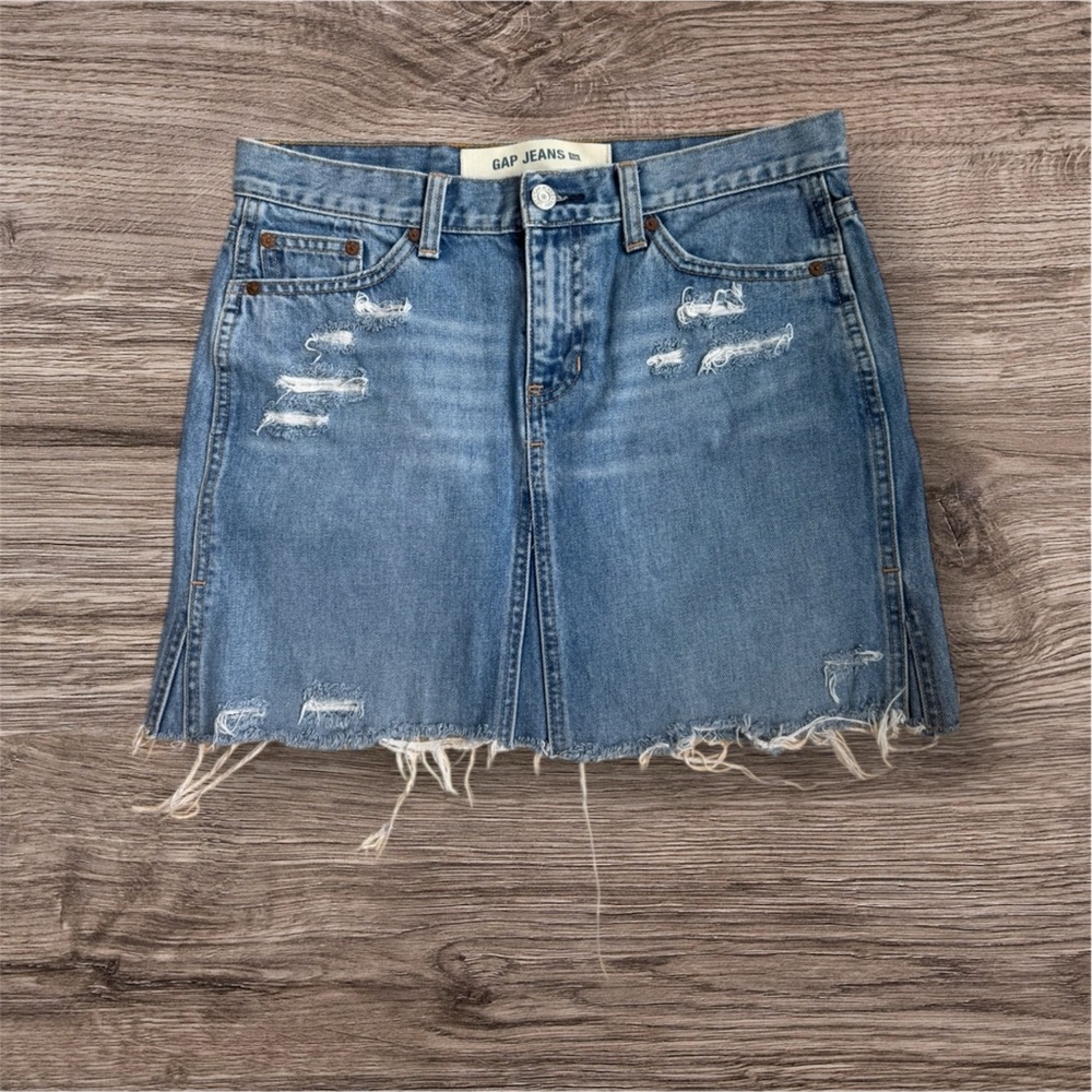Gap Distressed Denim Mini Skirt Size 6